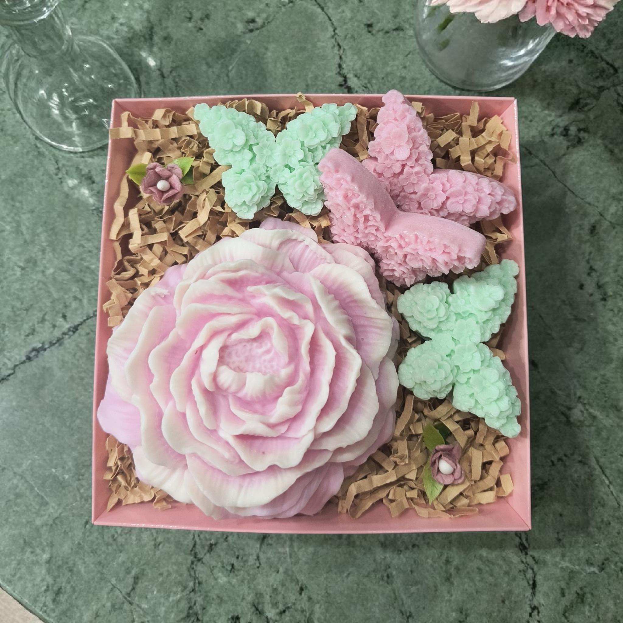 Handmade Floral Soap Gift Set, Goat Milk Luxury Spa Gift, Decorative Flower Butterfly Soaps