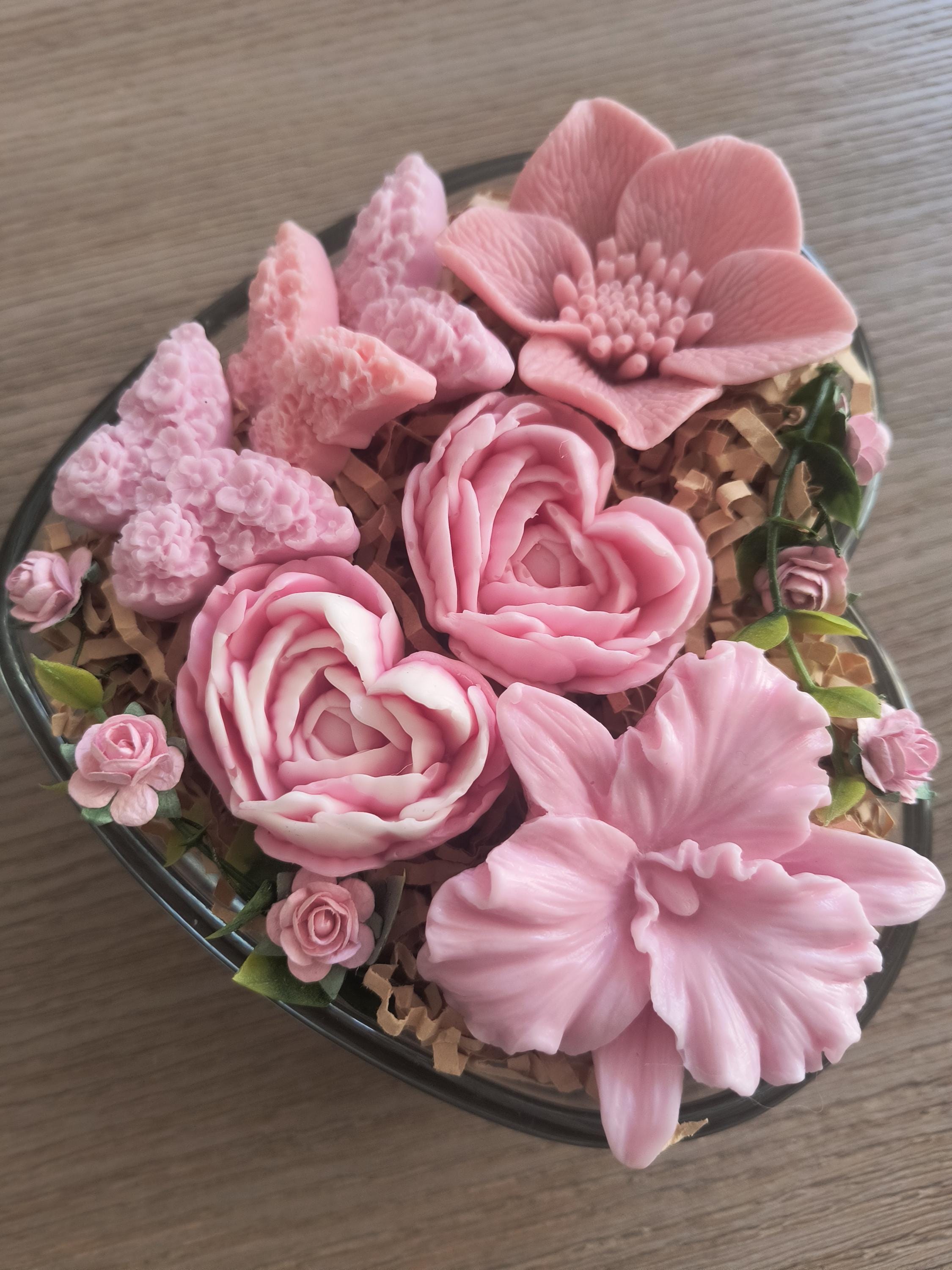 Blush Pink Floral Soap Gift in Heart Bowl, Handmade Flower Soap Arrangement, Luxury Gift, Bridal Shower Gift, Spa Gift for Her