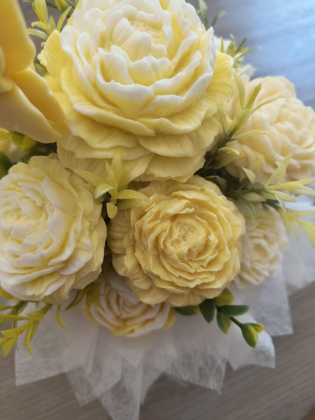 Yellow soap flower bouquet in porcelain Planter, Handmade Floral Arrangement Gift, Luxury Soap Bouquet, Decorative Soap Flowers, Gift for He