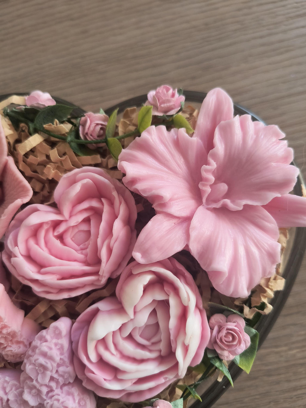 Blush Pink Floral Soap Gift in Heart Bowl, Handmade Flower Soap Arrangement, Luxury Gift, Bridal Shower Gift, Spa Gift for Her