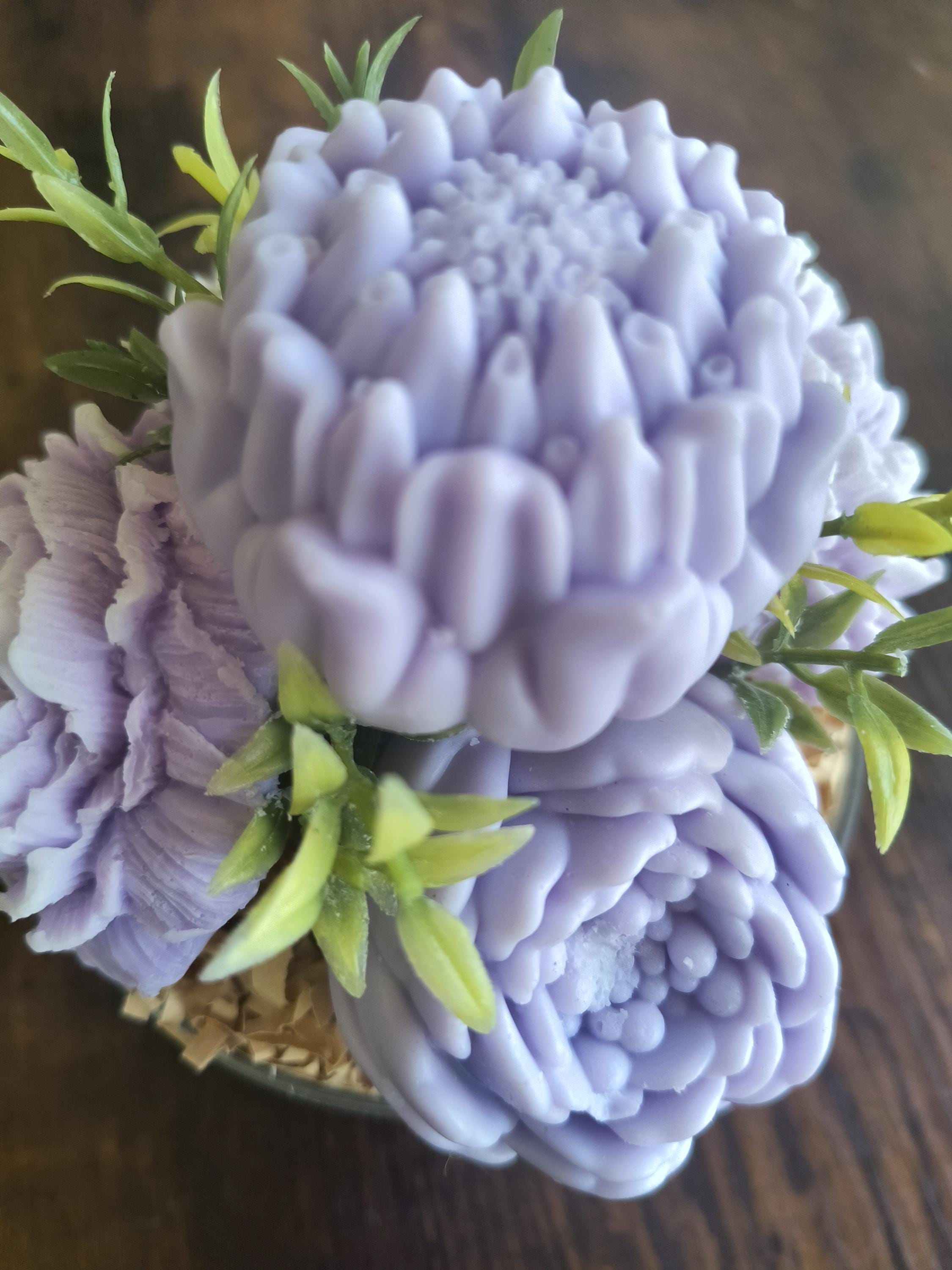 Lavender Soap Flower Arrangement in Acrylic Bowl, Handmade Floral Soap Gift, Bathroom Decor, Spa Gift for Her