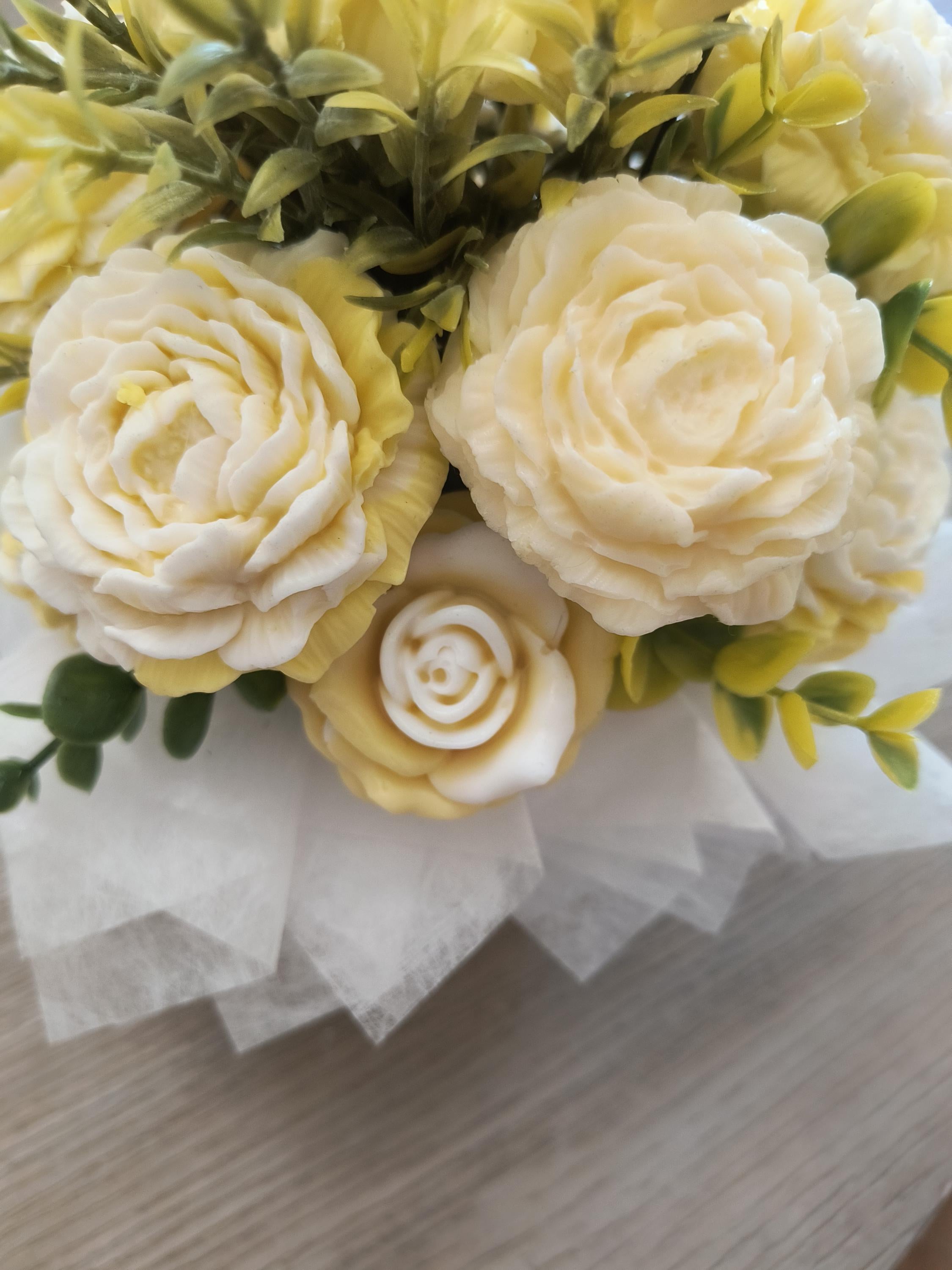 Yellow soap flower bouquet in porcelain Planter, Handmade Floral Arrangement Gift, Luxury Soap Bouquet, Decorative Soap Flowers, Gift for He