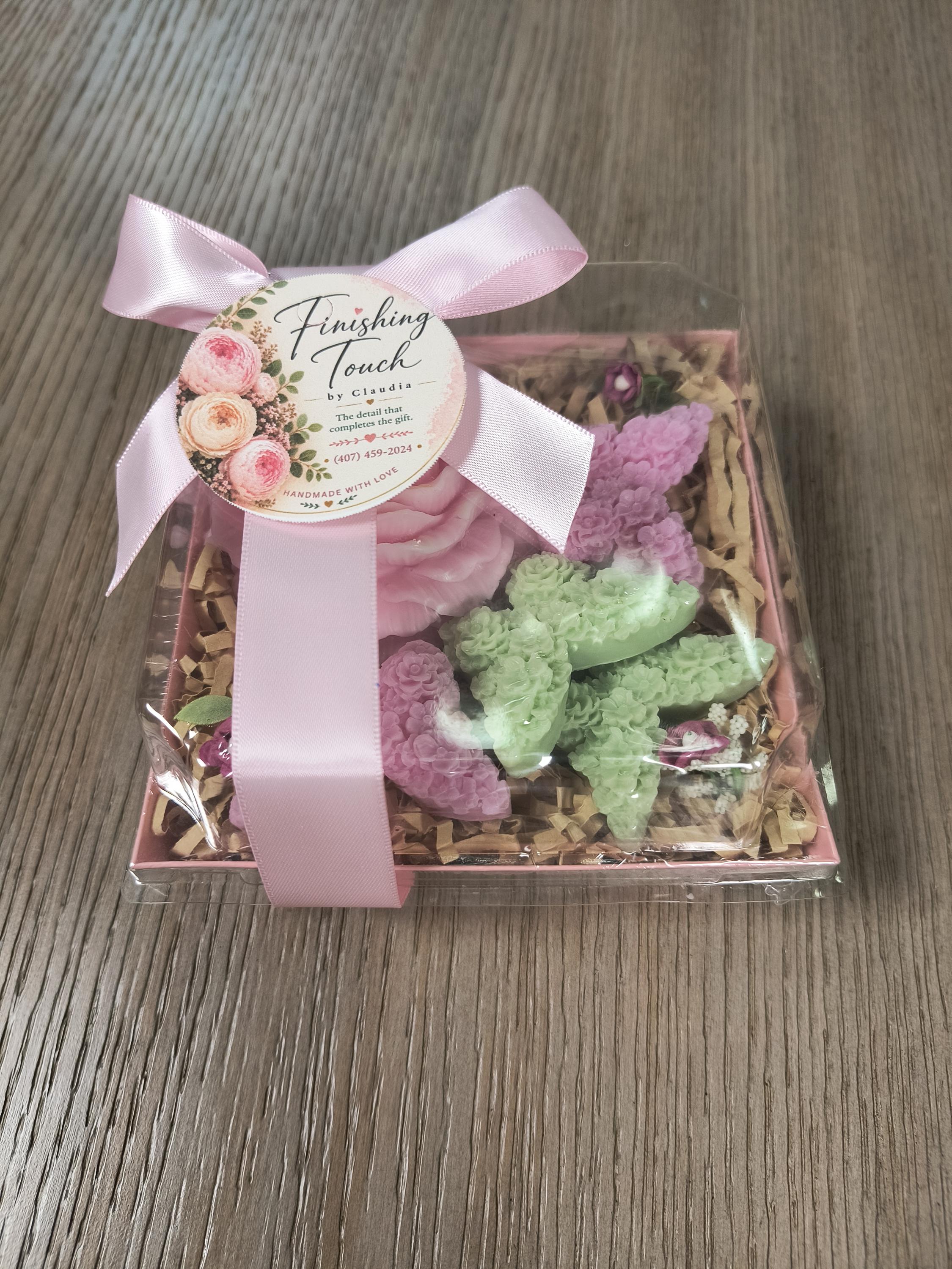 Handmade Floral Soap Gift Set, Goat Milk handmade soap gift, Decorative Butterfly Soaps