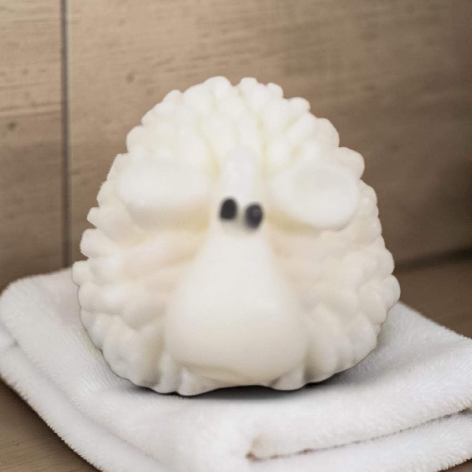 Little Lamb Baby Shower Favor Soap, Sheep Soap with sponge Favor, Neutral Baby Shower Gift, Handmade Guest Soap, Woodland Nursery Favor