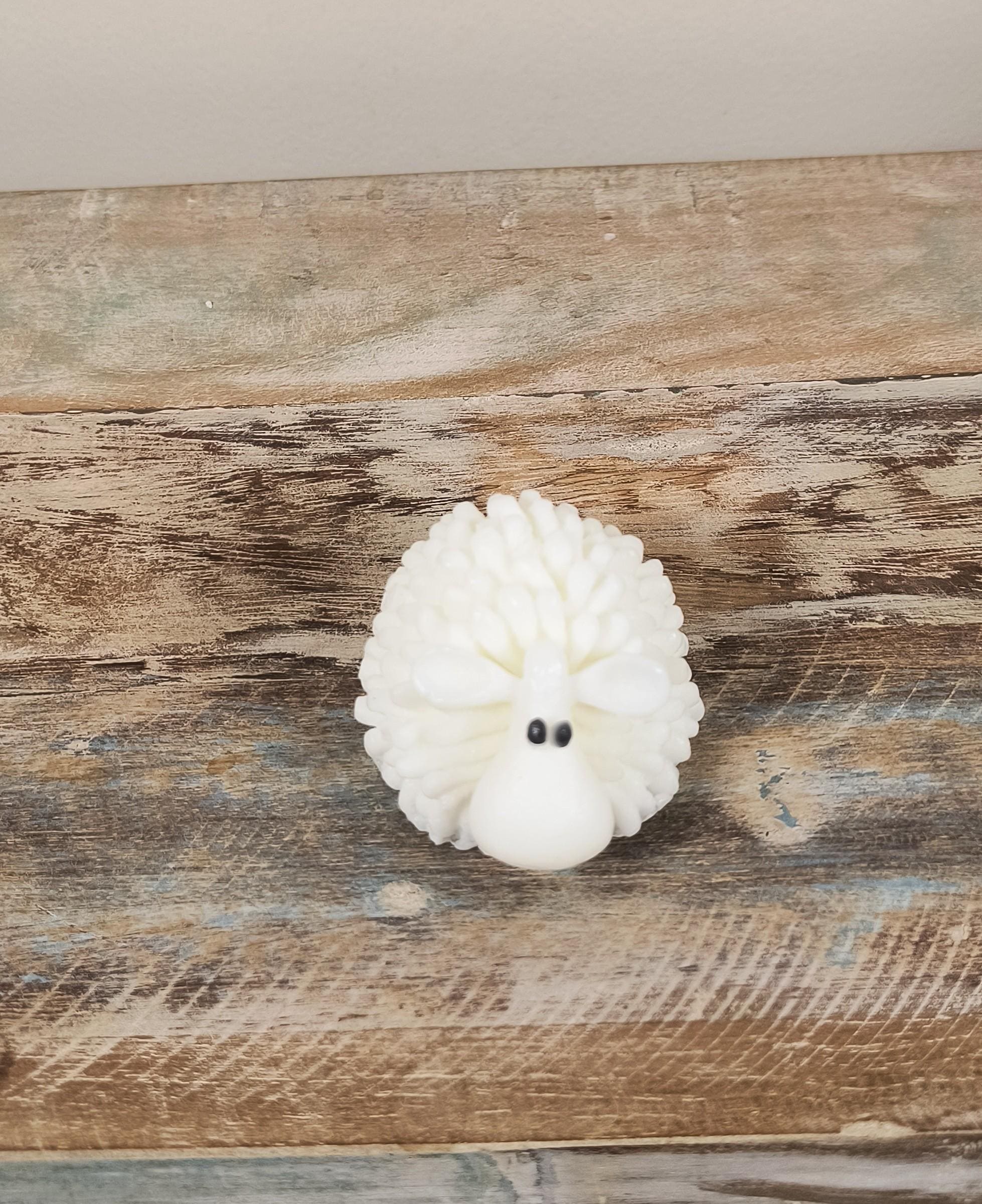 Little Lamb Baby Shower Favor Soap, Sheep Soap Favor, Neutral Baby Shower Gift, Handmade Guest Soap, Woodland Nursery Favor