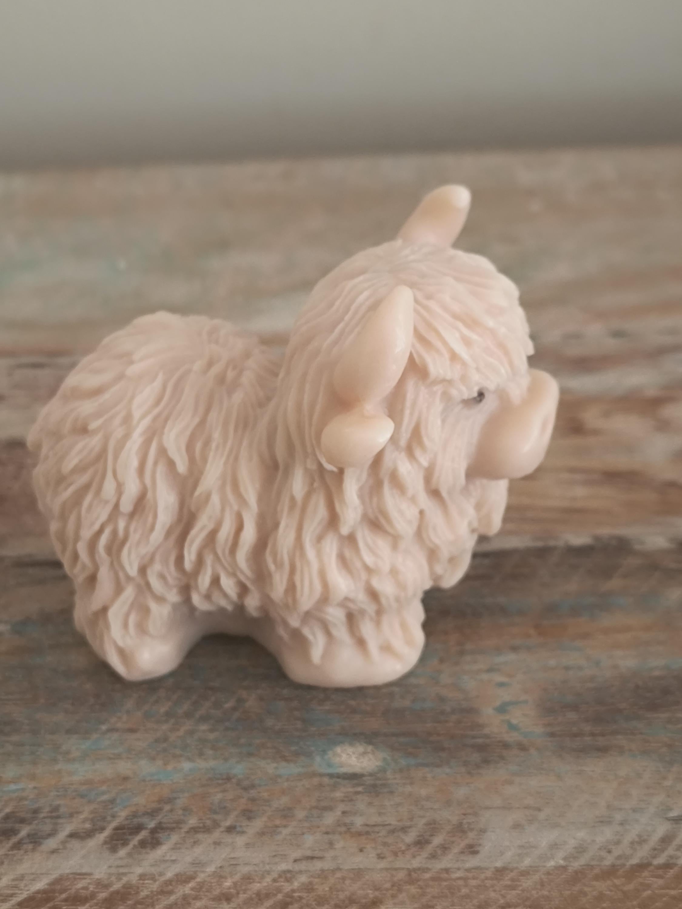 Highland Cow Soap Favor | Personalized Baby Shower Favor | Farm Animal Party Favor | Custom Color Soap Gift | Highland Cow Baby Shower