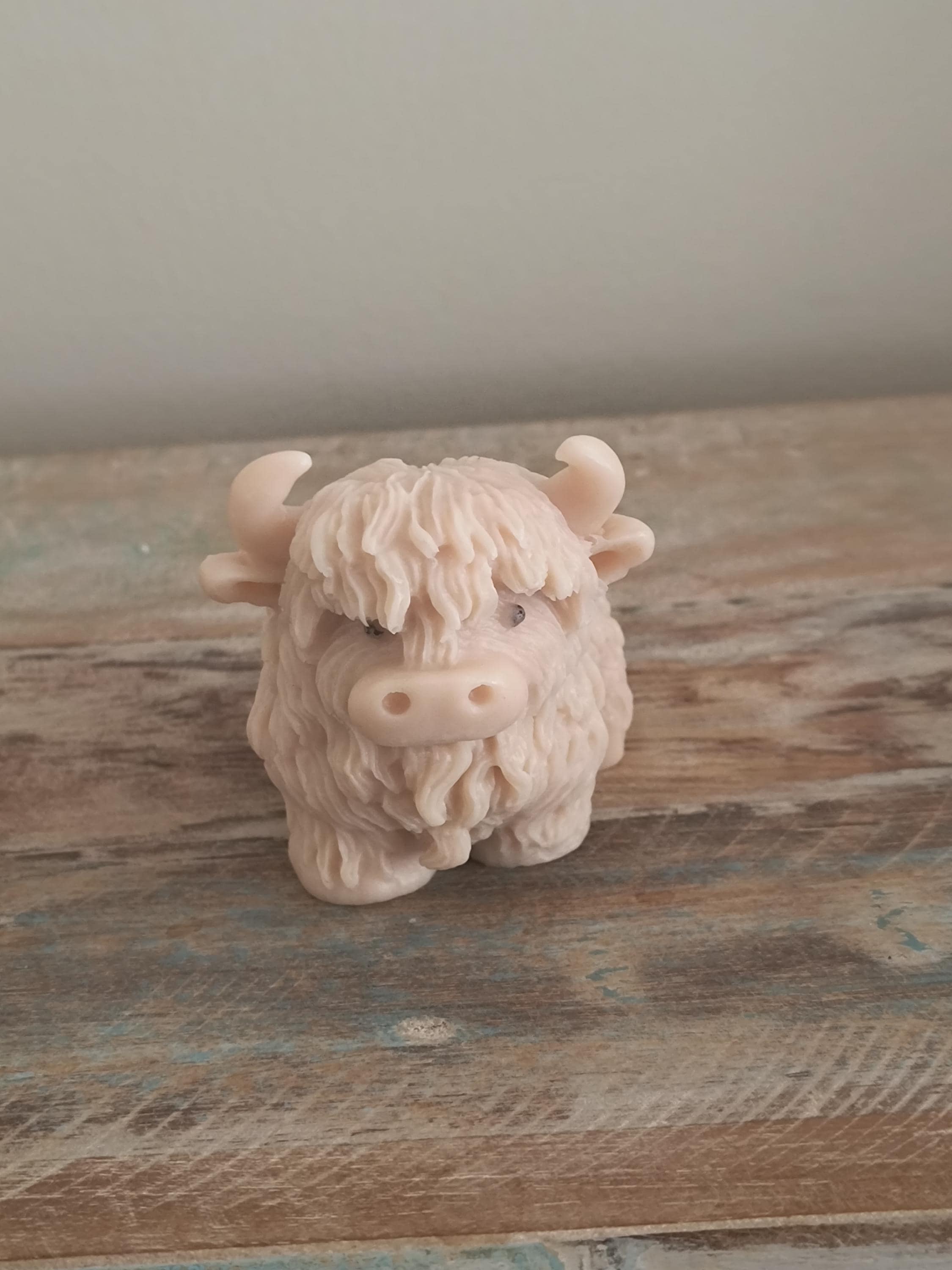 Highland Cow Soap Favor | Personalized Baby Shower Favor | Farm Animal Party Favor | Custom Color Soap Gift | Highland Cow Baby Shower