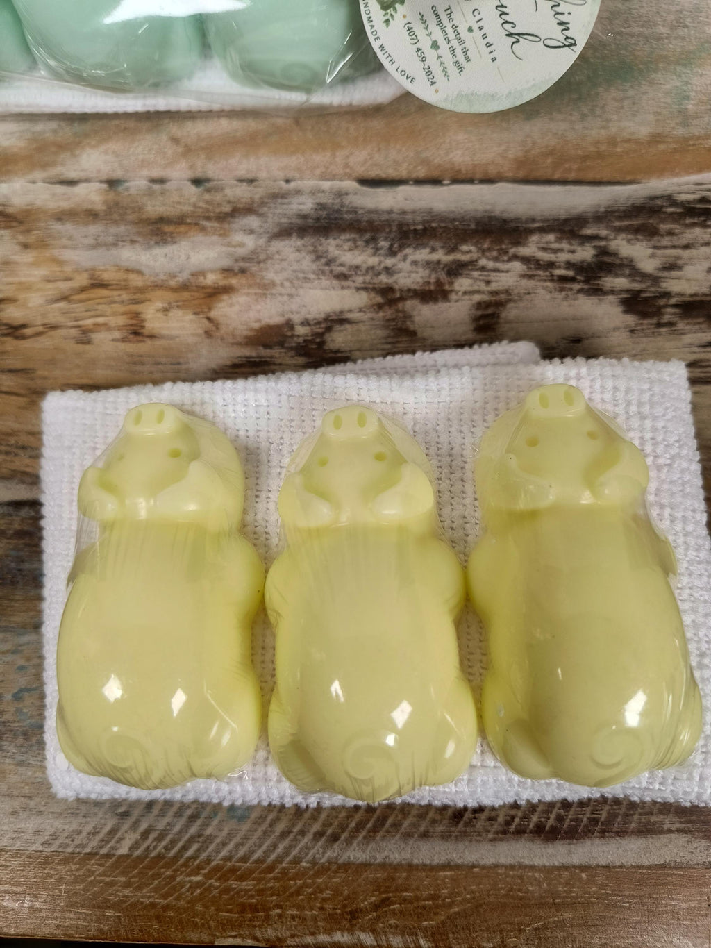 Personalized Piggy Soap Favors with Washcloth | Baby Shower Favors | Farm Theme Party Favors | Birthday Party Favors | Choose Your Color |