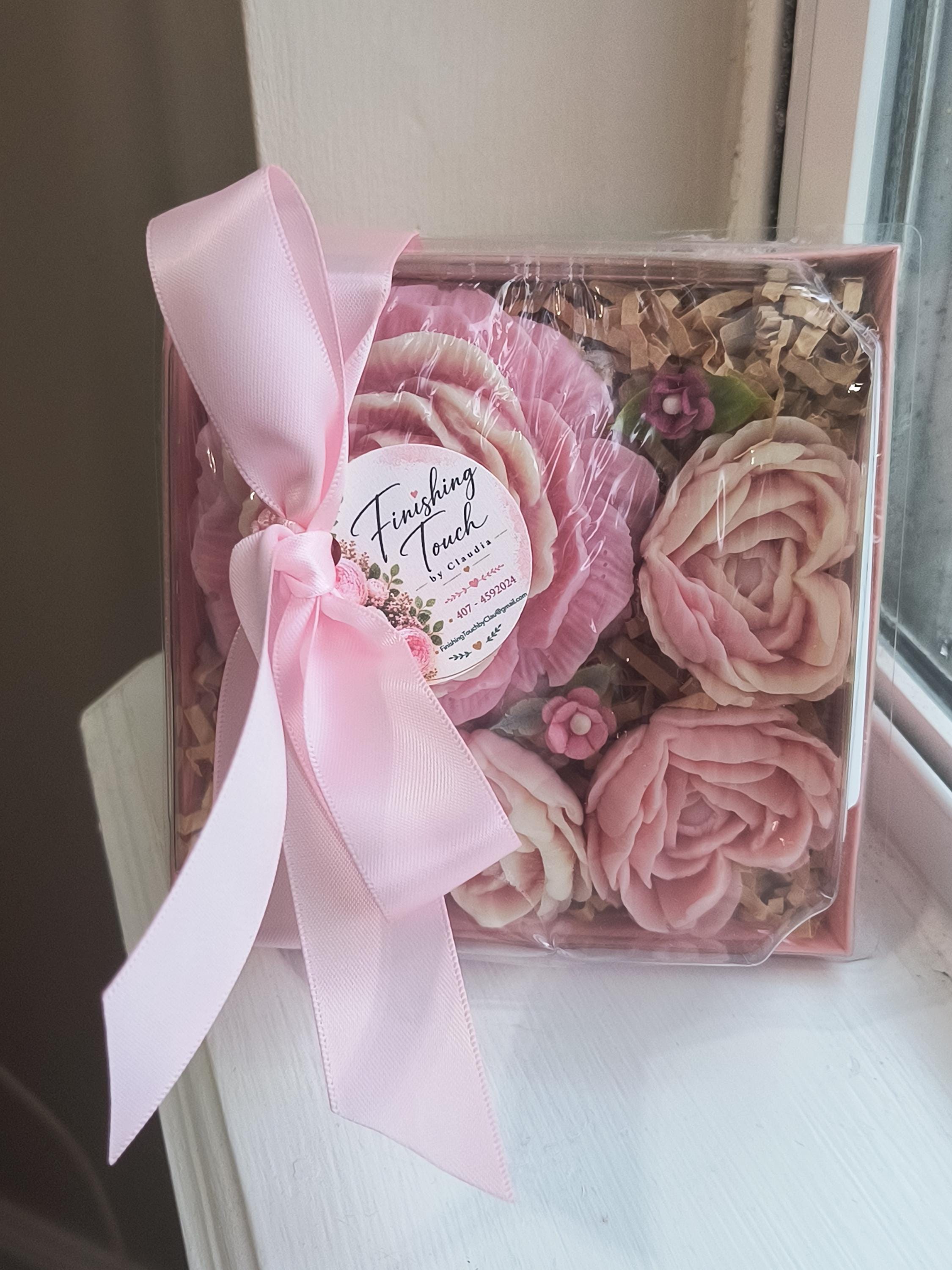 Handmade Floral Soap Gift Set, Goat Milk Luxury Spa Gift, Decorative Flower Soaps